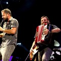 Municipale Balcanica apre il concerto di Manu Chao a Molfetta