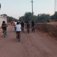 'Vivila in bici' coinvolge anche in pieno agosto