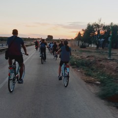 'Vivila in bici' coinvolge anche in pieno agosto
