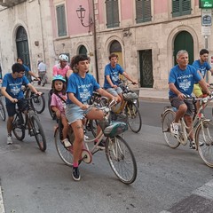 Pedalando sulle vie del Carro