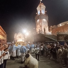 Arrivata a Terlizzi in processione l’icona di Maria Santissima di Sovereto