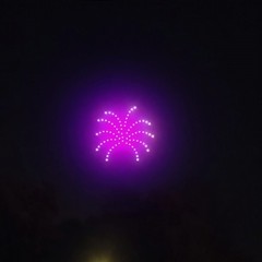 Spettacolo droni luminosi