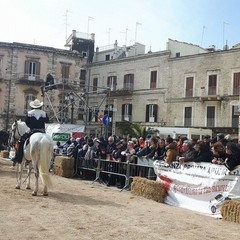 Protesta corsa all'anello