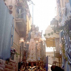 madonna del rosario balcone petali