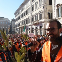 Manifestazione gilet arancioni Roma