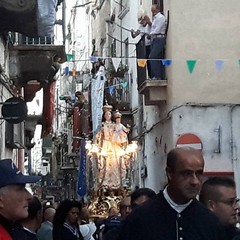 Madonna del Rosario in processione