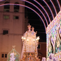 PROCESSIONE CON IL CARRO FLOREALE JPG