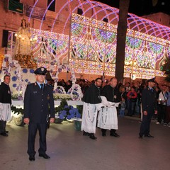 PROCESSIONE CON IL CARRO FLOREALE JPG
