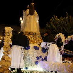 PROCESSIONE CON IL CARRO FLOREALE JPG