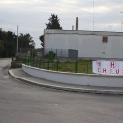 Protesta pacifica contro la chiusura del pronto soccorso di Terlizzi lenzuoli bianchi JPG