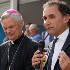 Visita pastorale del vescovo Cornacchia al Mercato dei fiori e Ortofrutticolo