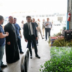 Visita pastorale del vescovo Cornacchia al Mercato dei fiori e Ortofrutticolo