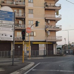 Semafori spenti in via Bovio