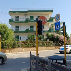 Semafori spenti in via Bovio