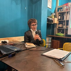 Donatella Azzollini illustra il programma sull’abitare per una Puglia più sostenibile