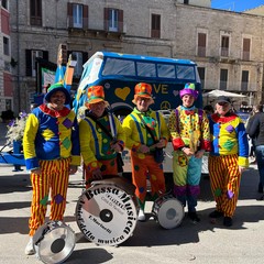 Terlizzi esplode di colori con un “Fior di Carnevale”