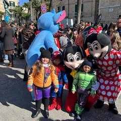 Terlizzi esplode di colori con un “Fior di Carnevale”