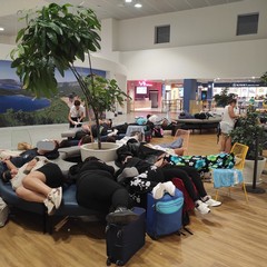 Notte da incubo per 150 passeggeri