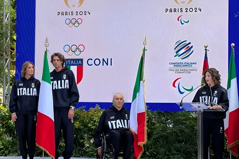 Luca Mazzone con il Tricolore