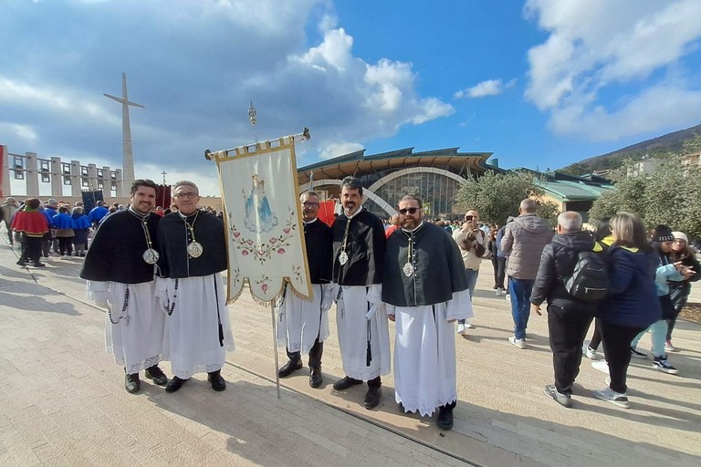 Confratelli del SS Rosario a San Giovanni Rotondo