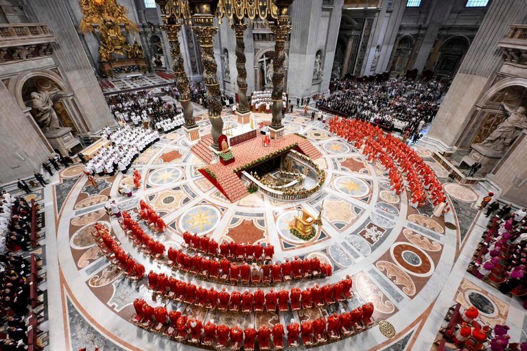 Messa Pro Eligendo Romano Pontefice. <span>Foto Da: Diocesi Molfetta </span>