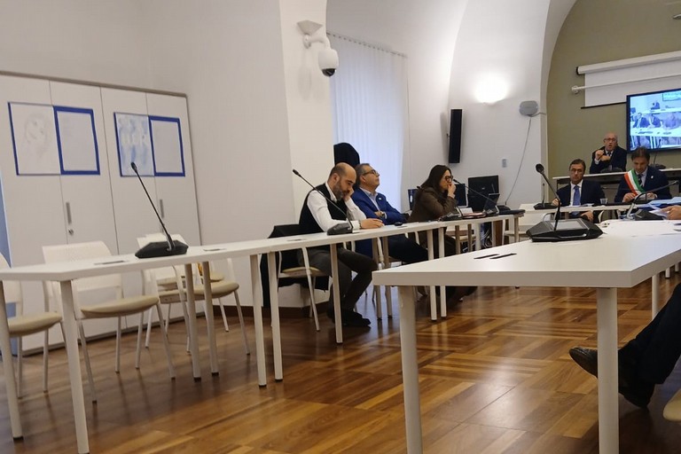 Consiglio comunale- assenti consiglieri di maggioranza. <span>Foto FdI Terlizzi </span>