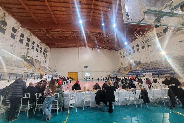 Festa di fine anno con i lavoratori migranti