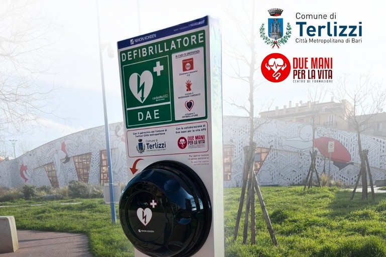 Defibrillatore viale dei Garofani. <span>Foto Comune di Terlizzi </span>