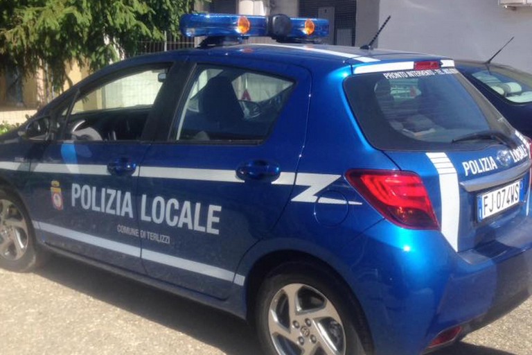 auto polizia municipale