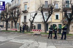 Pericolo per incolumità pubblica: tagliato albero su Corso Dante