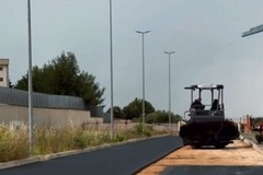 Asfaltati i primi 2.500 mq di I traversa via Giovinazzo: il VIDEO del sindaco di Terlizzi