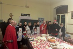 Terlizzi, il falò di Santa Lucia e la degustazione di panzerotti – foto