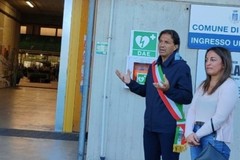 Installato un defibrillatore al mercato dei fiori di Terlizzi