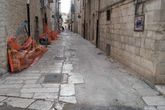 Cemento al posto delle basole in via Ghiberti. FOTO