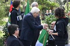 Olimpiadi, Mattarella consegna bandiera agli alfieri azzurri: c'è Mazzone