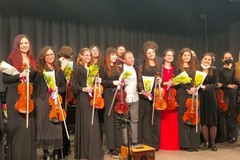 "Note di Puglia", l'orchestra da camera di cui fa parte la violinista Florangela D'Elia