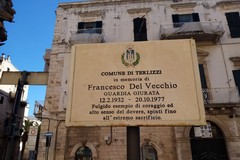 Sistemata la targa commemorativa in onore di Francesco Del Vecchio