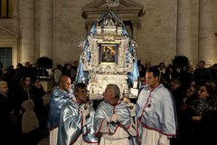 La Madonna di Sovereto in processione per le vie del centro di Terlizzi – le foto