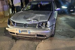 Schianto in via Bovio, diverse vetture coinvolte