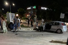 Incidente nella notte, scontro tra un Suv e una Fiat Grande Punto
