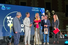 “Moda in Fiore”, grande successo a Terlizzi tra moda, spettacolo e territorio