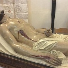 Le foto del Cristo morto tornato nella chiesetta di S. Maria di Costantinopoli