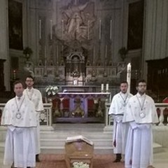 Funerali Mons. Martella in diretta streaming