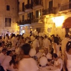 Uno spettacolo in bianco: il diario fotografico della Cena in Bianco