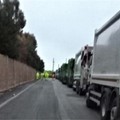 Rifiuti Terlizzi, camion fermi in attesa di scaricare