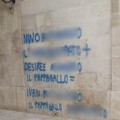 Scritte sulla facciata del mercato Lioy: ferma condanna del sindaco di Terlizzi