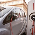 Piste ciclabii e colonnine per auto elettriche per Terlizzi