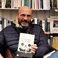 "La meccanica del divano”, Francesco Dezio a Terlizzi per presentare il suo libro