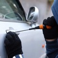 Agricoltore derubato di auto e carrello per attrezzi in campagna