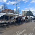 Pochi avventori al mercato settimanale di Terlizzi in zona rossa (FOTO)